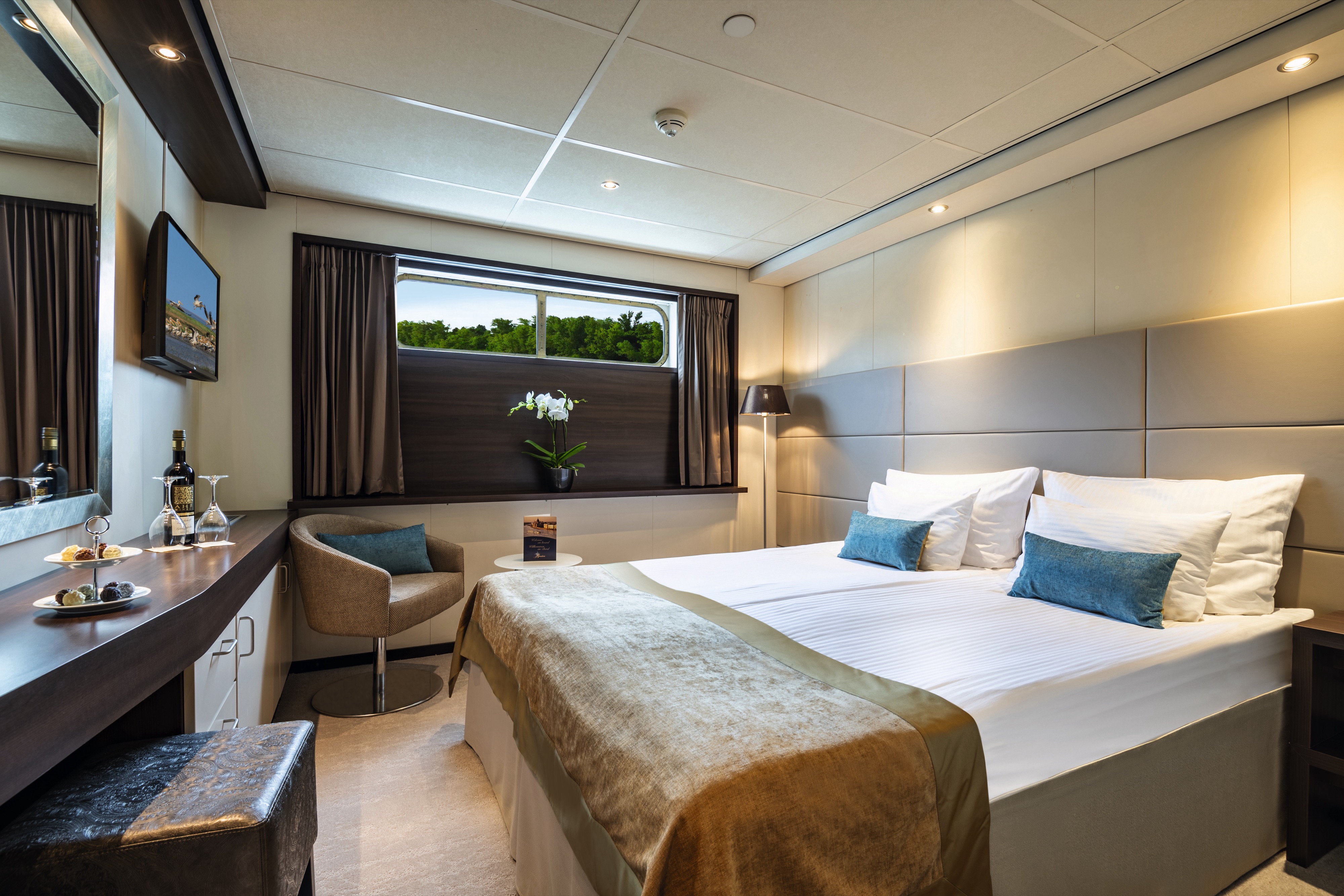 AMADEUS Brilliant C-1 & C-4 ©Lueftner Cruises Amadeus Marcel Wollsdorf.jpg
